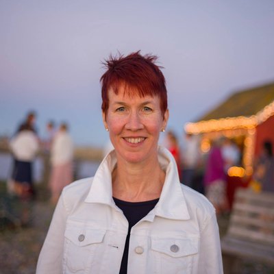 Profile Picture of Kate Flint (@KateFlint12) on Twitter