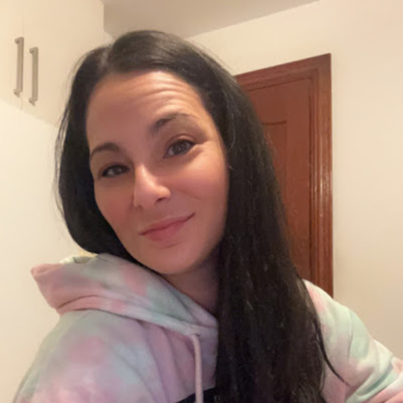 Profile Picture of Maria Di mauro (@maria726dimauro) on Poshmark