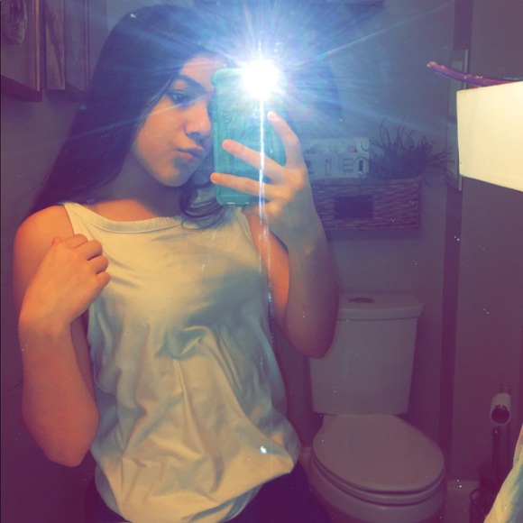 Profile Picture of Jasmine Almendarez (@jazzymay12) on Poshmark