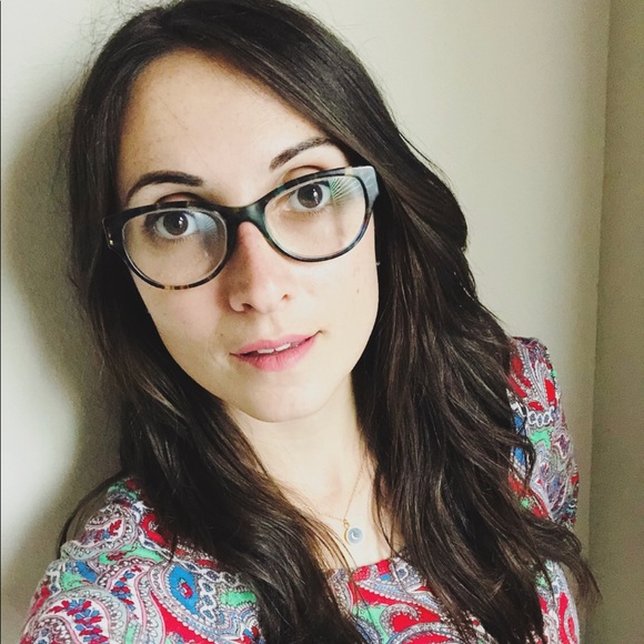 Profile Picture of Logan Canafax (@lotus_seeker) on Poshmark