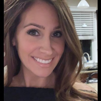 Profile Picture of Kristen Rossi (@KristenARossi) on Twitter