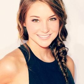 Profile Picture of Lucy Tanner (@jesuislucy_) on Twitter