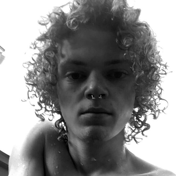 Profile Picture of Tyler Roark (@tyl3rr0ark) on Poshmark