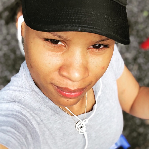 Profile Picture of Kimaya Jinks (@kmayaj87) on Poshmark