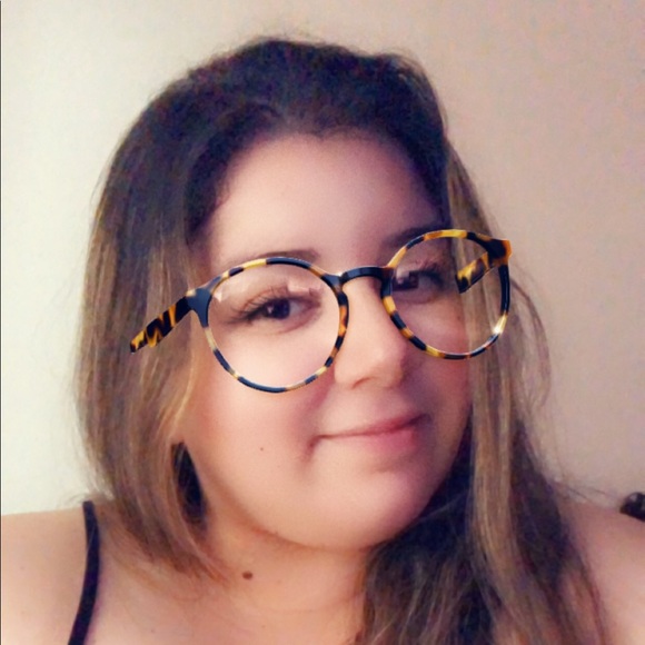 Profile Picture of Florencia Formisano (@momlife219) on Poshmark