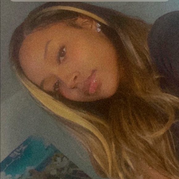 Profile Picture of Shanice Swann (@swannshanice) on Poshmark