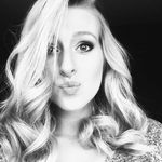 Profile Picture of Kimberly V (@kimberly_graphics.and.more) on Instagram