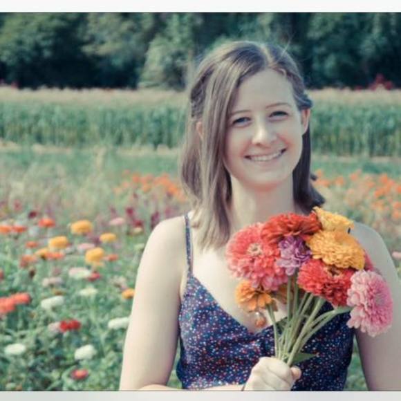 Profile Picture of Jillian Maddock (@jkaz89) on Poshmark