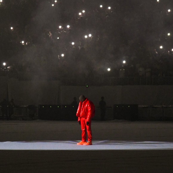 Profile Picture of Luke Beckham (@lxkebeck13) on Poshmark