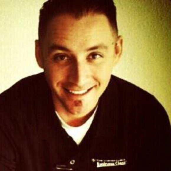 Profile Picture of Tim Gibby (@timatang) on Poshmark
