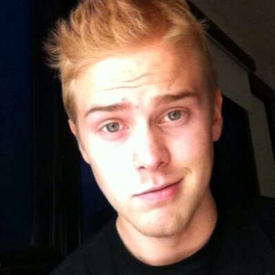 Profile Picture of Brian Standish (@MrBrightside181) on Twitter