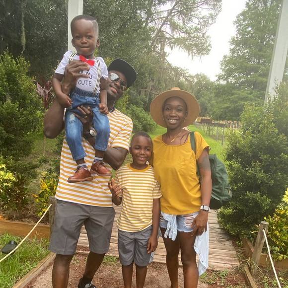 Quennaih Triffo - Poshmark Profile Picture of Quennaih Triffo (@quennaih) on Poshmark