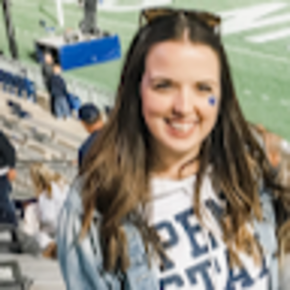 Carly Rocque - Poshmark Profile Picture of Carly Rocque (@carlyrocq) on Poshmark