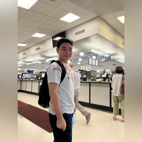 Profile Picture of Aye min Ko (@ayeminko09) on Poshmark