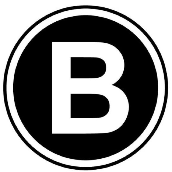 Profile Picture of Brittany Balonis (@brittanybalonis) on Poshmark