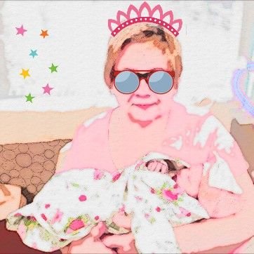 Profile Picture of Julia Serena Monzón (@juliaserena96) on Twitter