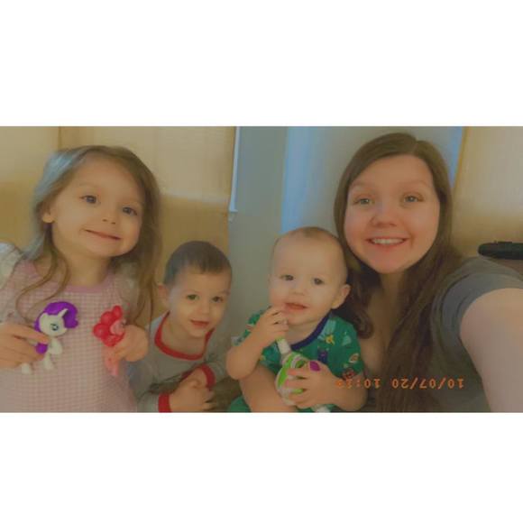 Profile Picture of Chloe Totzke (@mamaoftwo1517) on Poshmark