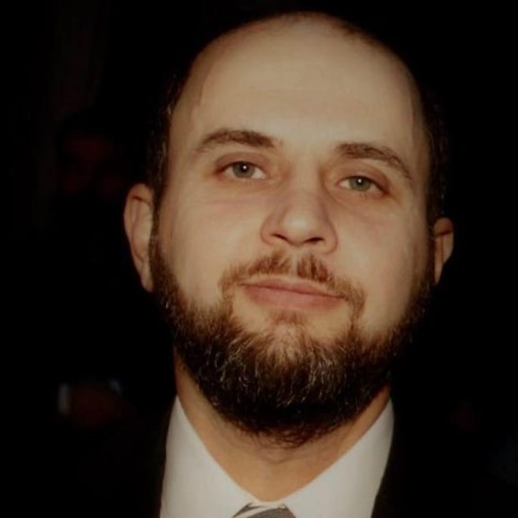 Profile Picture of Ziad Andraos (@ziadandraos) on Poshmark