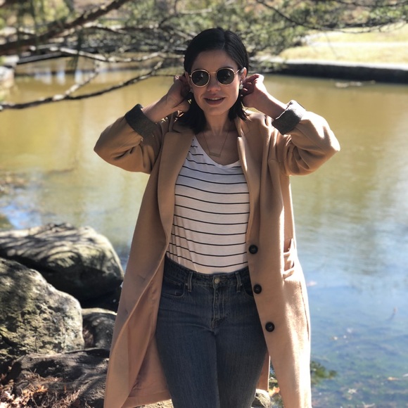 Profile Picture of Anna Kochien (@aekochien37) on Poshmark