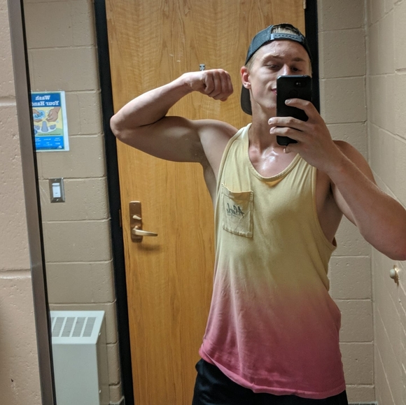 Profile Picture of Evan Phanco (@ephanco7527) on Poshmark