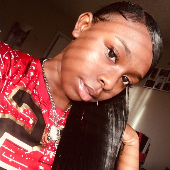 Profile Picture of Bree Washington (@breezyclass2020) on Poshmark