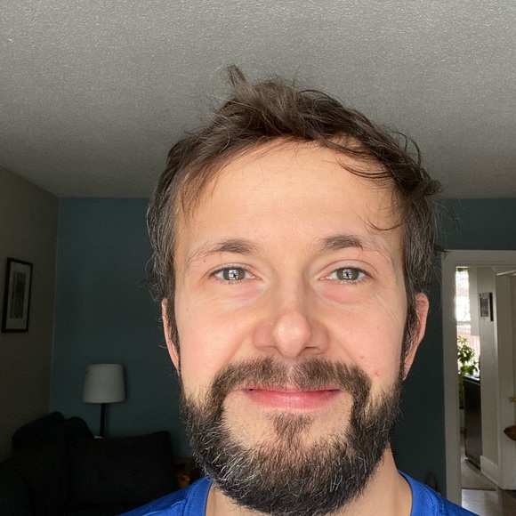 Profile Picture of Brett Lamoureux (@brettlamour) on Poshmark