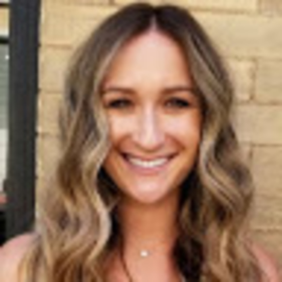 Profile Picture of Zoey Orgel (@zorgel) on Poshmark