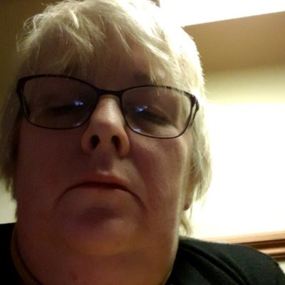 Profile Picture of Noreen Daniels (@needlesnwool) on Twitter