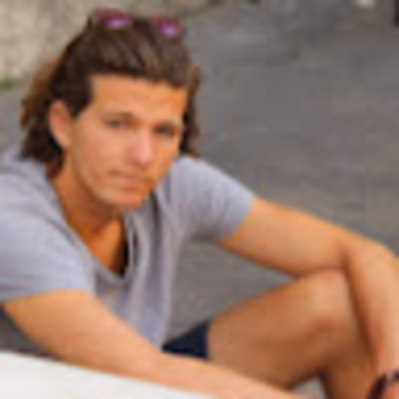 Profile Picture of Eric Henzel (@ehenzel) on Poshmark