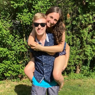 Profile Picture of Alexa (@AlexaTerry13) on Twitter