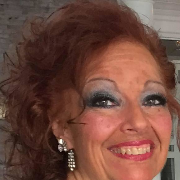 Profile Picture of Annette Agliato (@anniea0407) on Poshmark