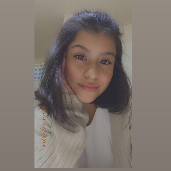 Profile Picture of Marilyn Bernal (@marilyn_bernal) on Poshmark