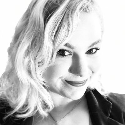 Profile Picture of I'm A Bit Boozy And I Can't Find My Shoes (@THEFAVOURITE_) on Twitter