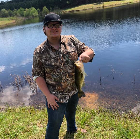 Profile Picture of Trey Shelnutt (@treyshelnutt) on Poshmark