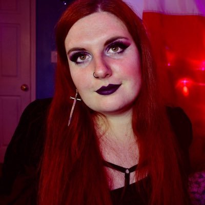 Profile Picture of Deanna (@Katzi_Black) on Twitter