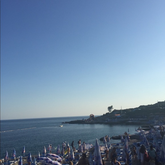 Profile Picture of Daniella Polizzi (@daniella622) on Poshmark