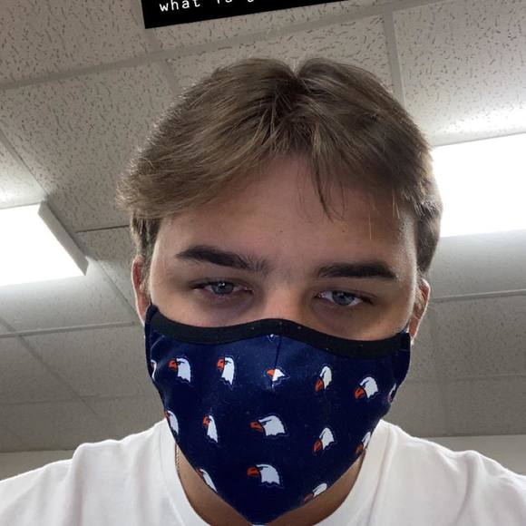 Profile Picture of Blake Cotter (@blakexv) on Poshmark