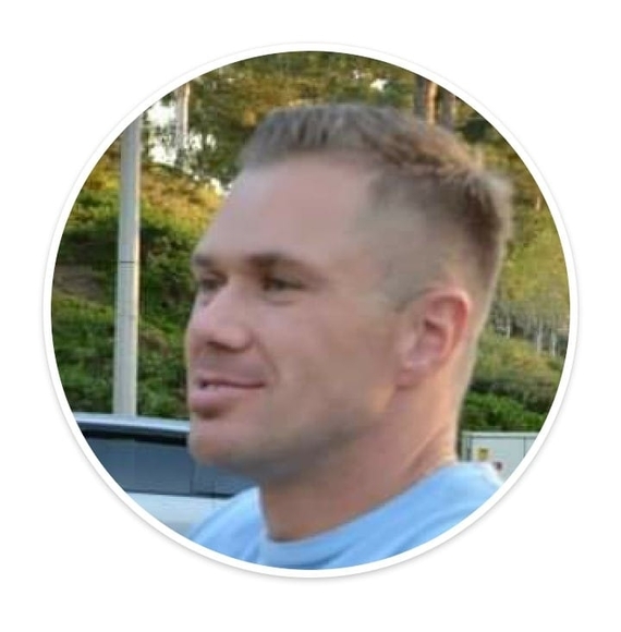 Profile Picture of James Tunberg (@jamestunberg) on Poshmark