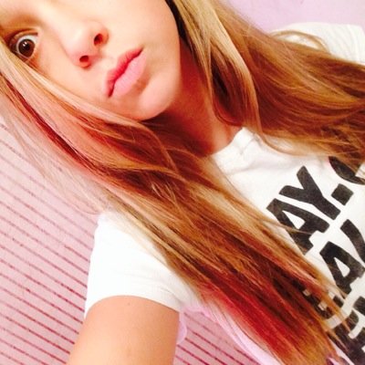 Profile Picture of Alayna Clark (@Mrsbieber02C) on Twitter