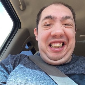 Profile Picture of Matthew Fields (@mattf18) on Myspace