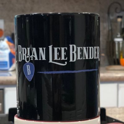 Profile Picture of Brian Lee Bender (@BrianLeeBender) on Twitter