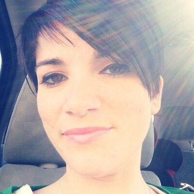 Profile Picture of Amanda Cuddy (@AmandaCuddy) on Twitter