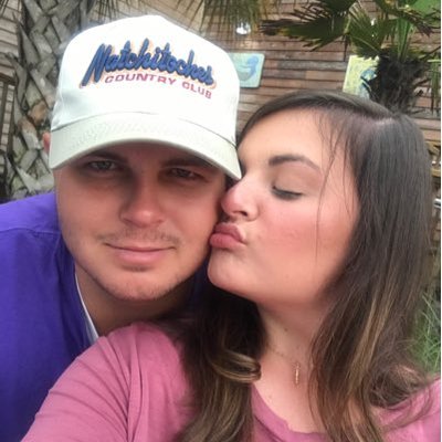Profile Picture of Hunter Hendrix (@hmiley5315) on Twitter