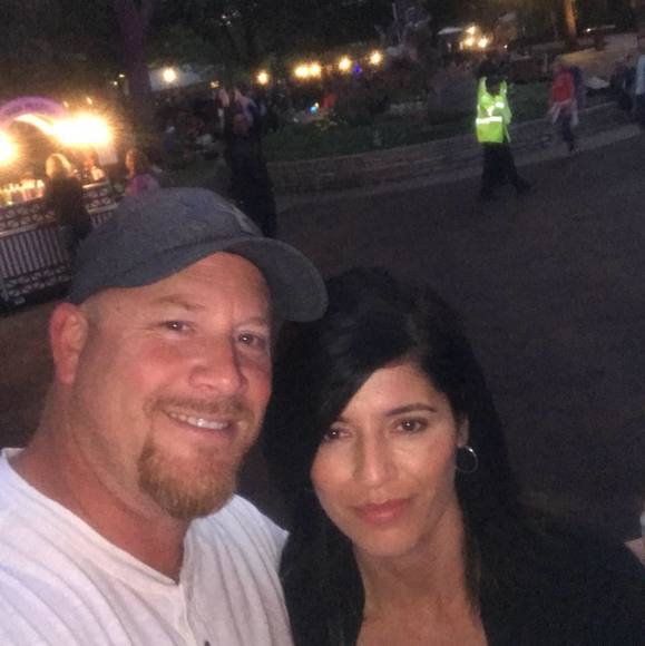 Profile Picture of Neal Deuser (@deusern) on Poshmark