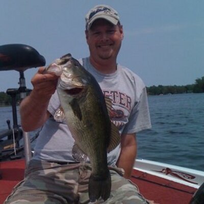 Profile Picture of Jason Lush (@Jay40ca) on Twitter