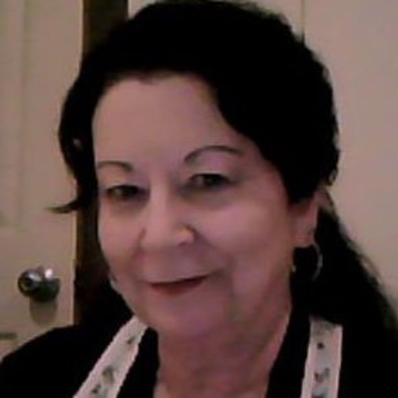 Profile Picture of Shirleyanne Taylor (@shirleyannet) on Poshmark