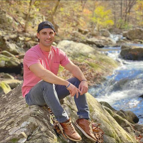 Profile Picture of Christopher Worley (@c_worley07) on Poshmark