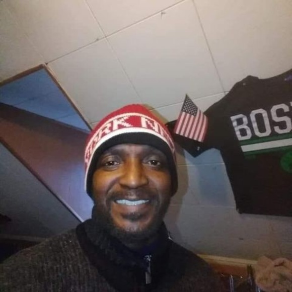 Profile Picture of Daniel Austin (@danielaustin580) on Poshmark