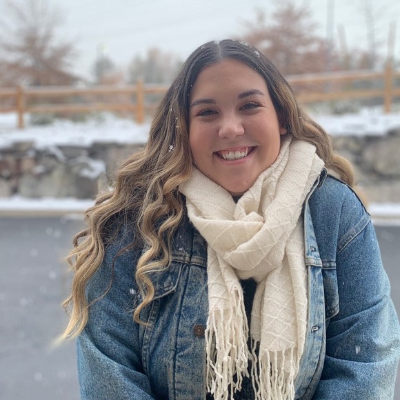 Profile Picture of Jenna Mirtle (@jmirtle135) on Poshmark