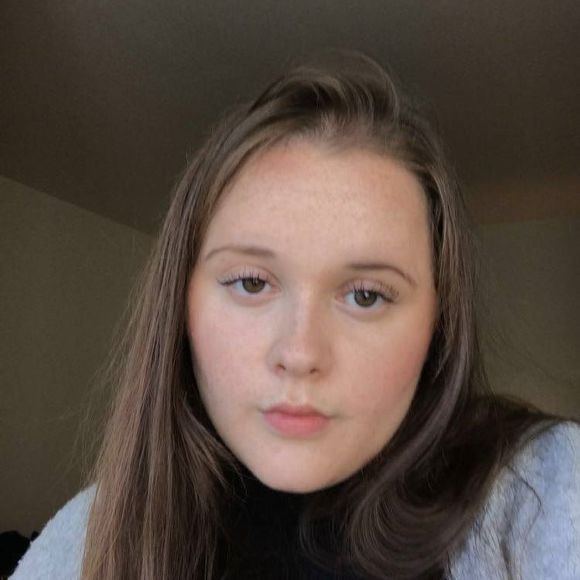 Profile Picture of Maela Wirfsmith (@mapetheape) on Poshmark